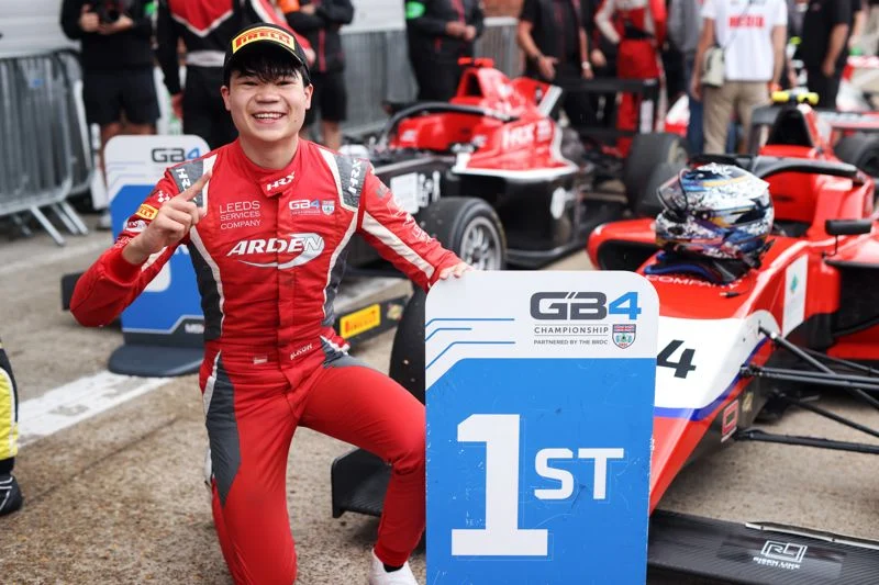 Michael Koh holds off Matan Achituv for his maiden GB4 victory at Brands Hatch as the 2026 season ends with a penalty-hit finale.