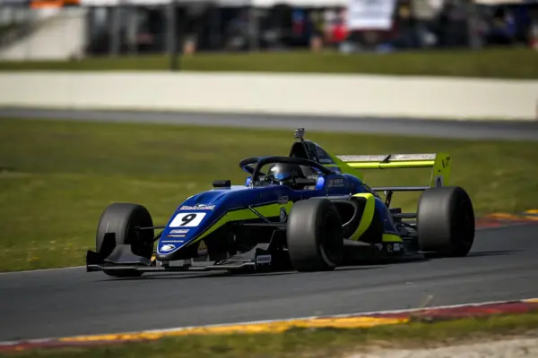 Kiwi Motorsport targets more wins as FR Americas, F4 U.S. and Ligier JFC reach Mid-Ohio Kiwi Motorsport heads to Mid-Ohio with momentum across FR Americas, F4 U.S. and Ligier JFC after a strong Road America round.