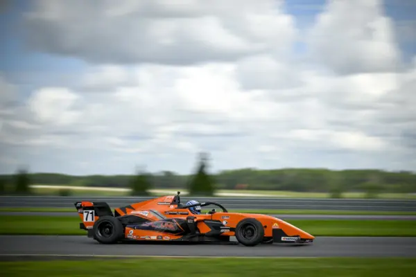 2026 | FRAC | Round 5 NJMP | Powers, Shipman and Papasavvas share wins Powers, Shipman and Papasavvas share the 2026 FRAC wins at NJMP as Papasavvas recovers from Race 1 retirement to win the finale.
