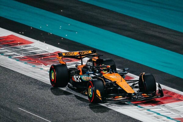 Oscar Piastri on track during qualifying fior the 2025 F1 Abu Dhabi GP.