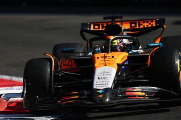 Piastri explains “very different” driving style required for F1 Mexico City GP