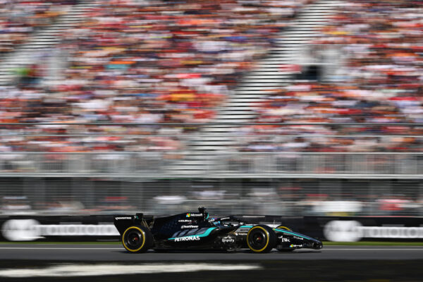 F1 | 2026 Canadian GP | Qualifying | Mercedes 1-2 as Russell beats Antonelli to pole George Russell took pole for the 2026 F1 Canadian GP after a tight battle across all three qualifying segments.