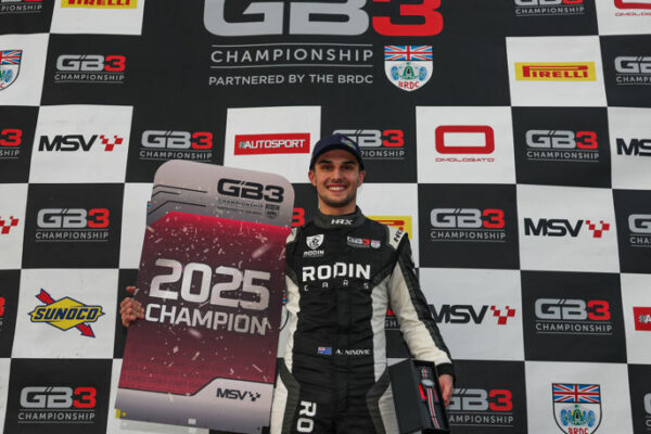 Ninovic claims third Omologato One to Watch Award at Donington Park GB3 champion Alex Ninovic wins his third Omologato One to Watch Award at Donington after another near-perfect weekend.