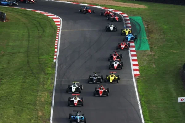 Alex O’Grady leads Fred Green by 43 points after Brands Hatch Race 1, leaving just two drivers in contention for the GB4 title.