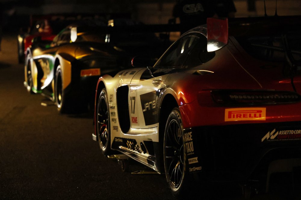 GTWC Europe concludes at Portimão with a 61-car grid, Max Verstappen's debut and key title battles. Preview the race and schedule.
