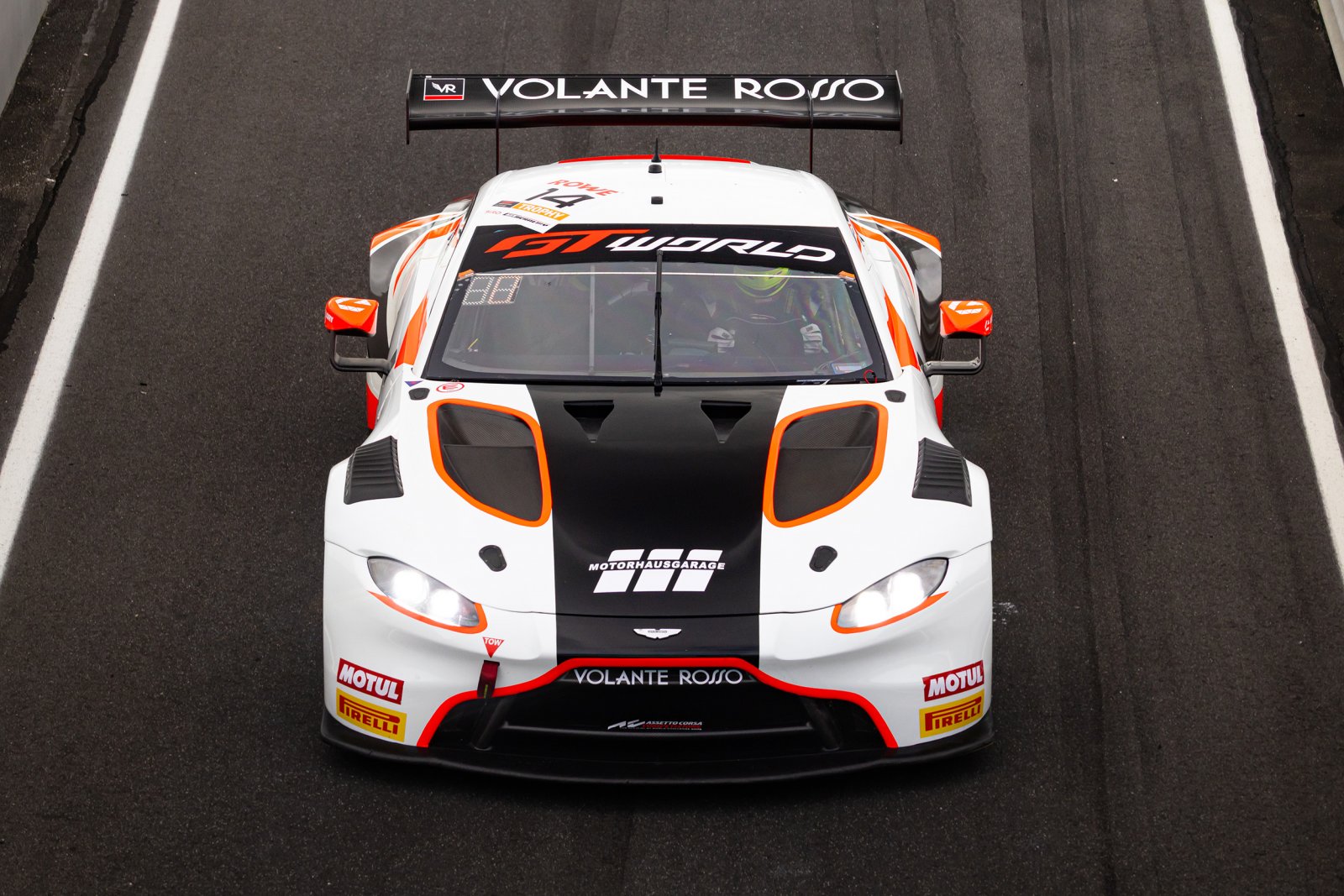 Ben Porter replaces Lee Stibbs at Volante Rosso for The Bend GT Festival, reuniting with Alex Gardner for 2026 GTWC Australia Round 2 action.