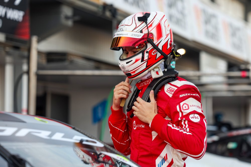 Charles Weerts targets a fifth GTWC Europe Sprint Cup title in 2026, embracing pressure, fierce rivals, and a new leadership role at Team WRT.