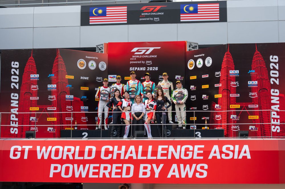 Sepang opener thrills as Absolute, Porsche and Origine share wins across dramatic 2026 GT World Challenge (GTWC) Asia races and sessions.