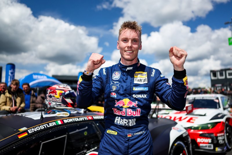 Luca Engstler claimed 2026 Nürburgring 24h pole as Lamborghini locked out the front row in Top Qualifying 3.
