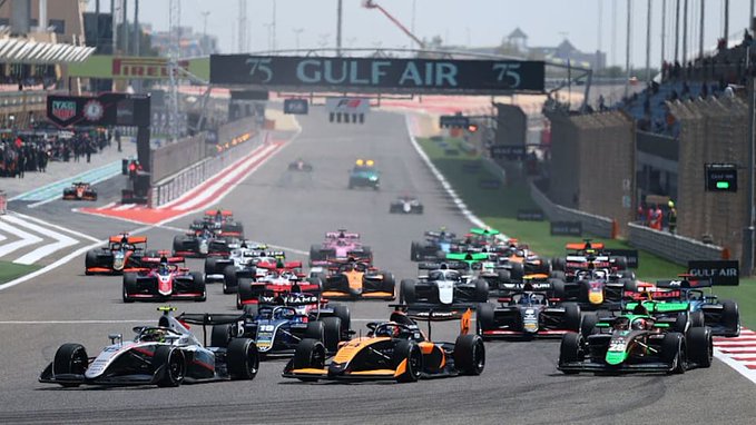 The 2025 F3 grid with 30 cars as opposed to the 22-car F2 grid