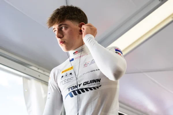 Zack Scoular returns for a second season in the 2026 Castrol Toyota Formula Regional Oceania with mtec Motorsport, aiming for the title.